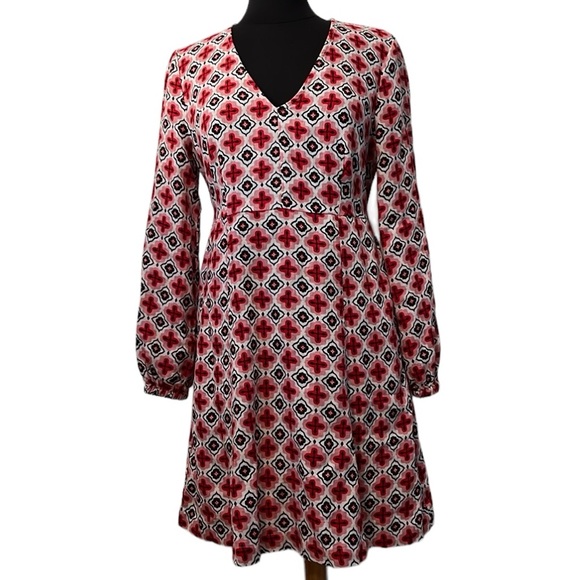 Boden Linen Long-sleeve V-neck Dress with Pockets - Picture 1 of 16